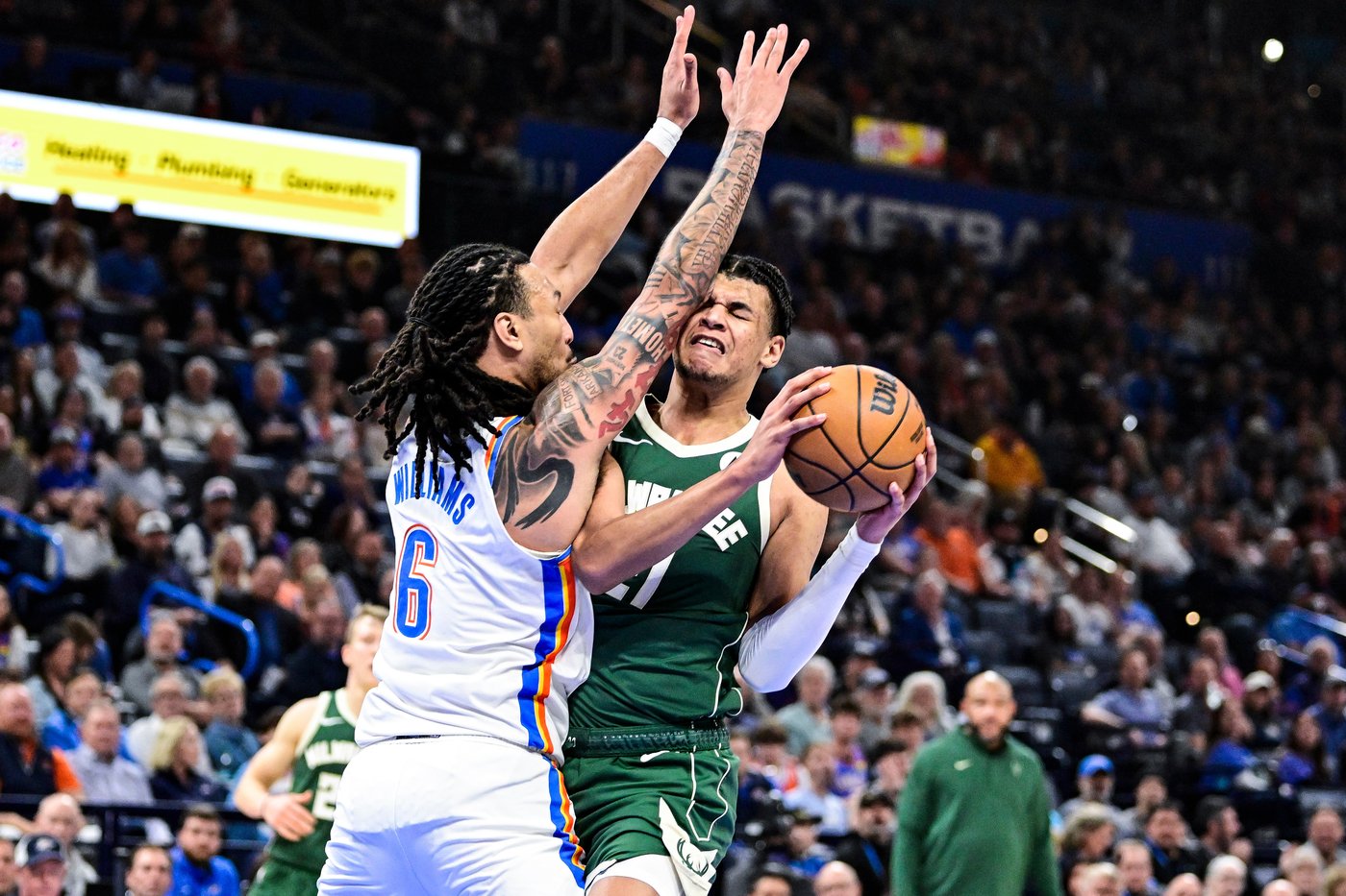 Former Thunder forward Ousmane Dieng powers Bucks past Oklahoma City, 110-93 | iNFOnews.ca