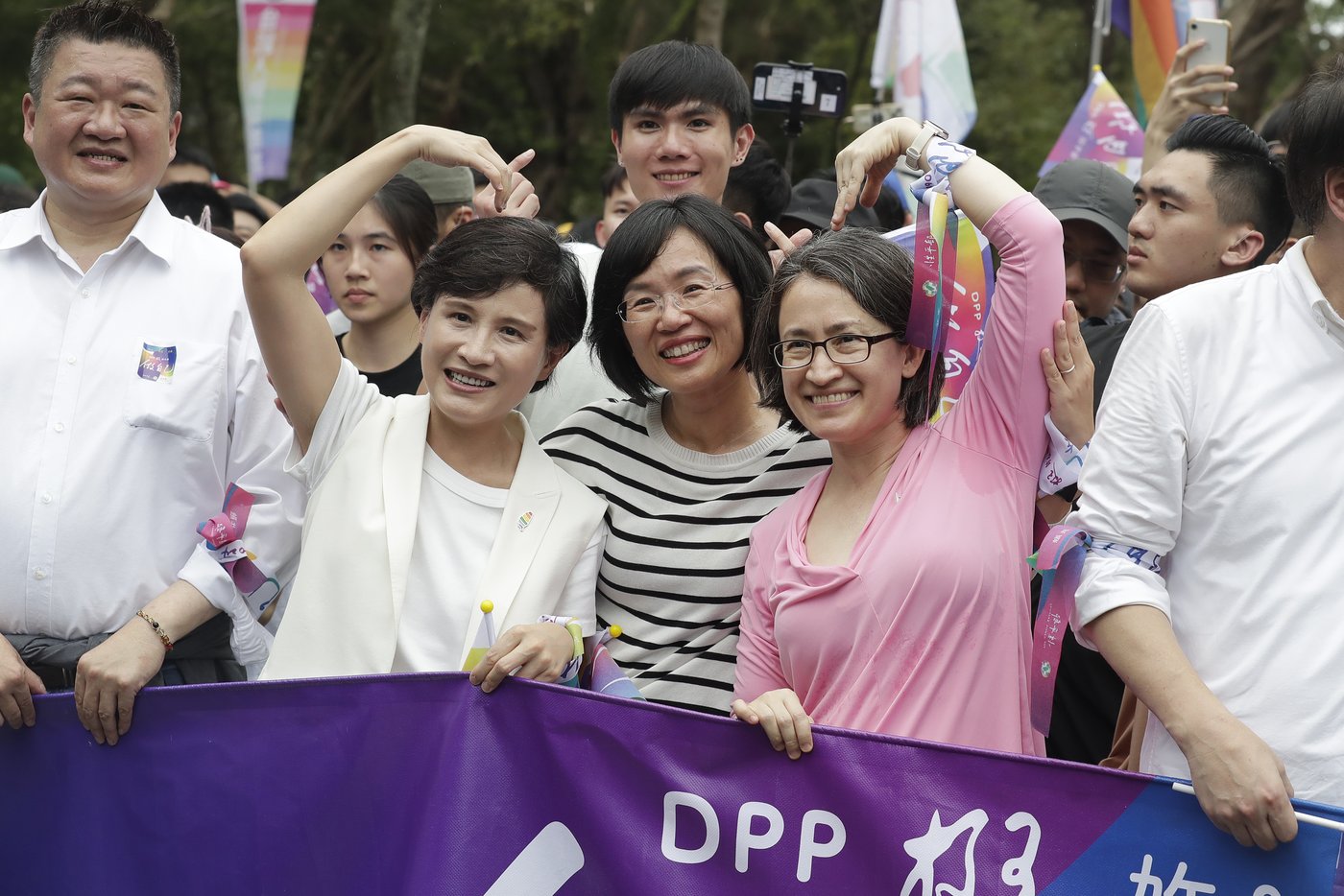 Thousands gather for colorful celebration at Taiwan Pride parade | iNFOnews.ca Thousands gather for colorful celebration at Taiwan Pride parade | iNFOnews.ca