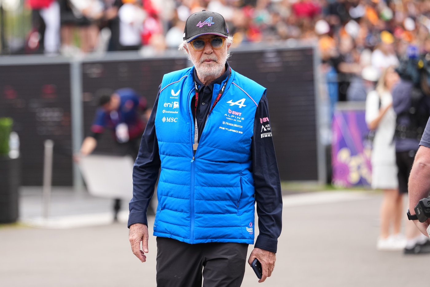 Alpine F1 team boss says Mercedes is interested in buying a stake in his team | iNFOnews.ca