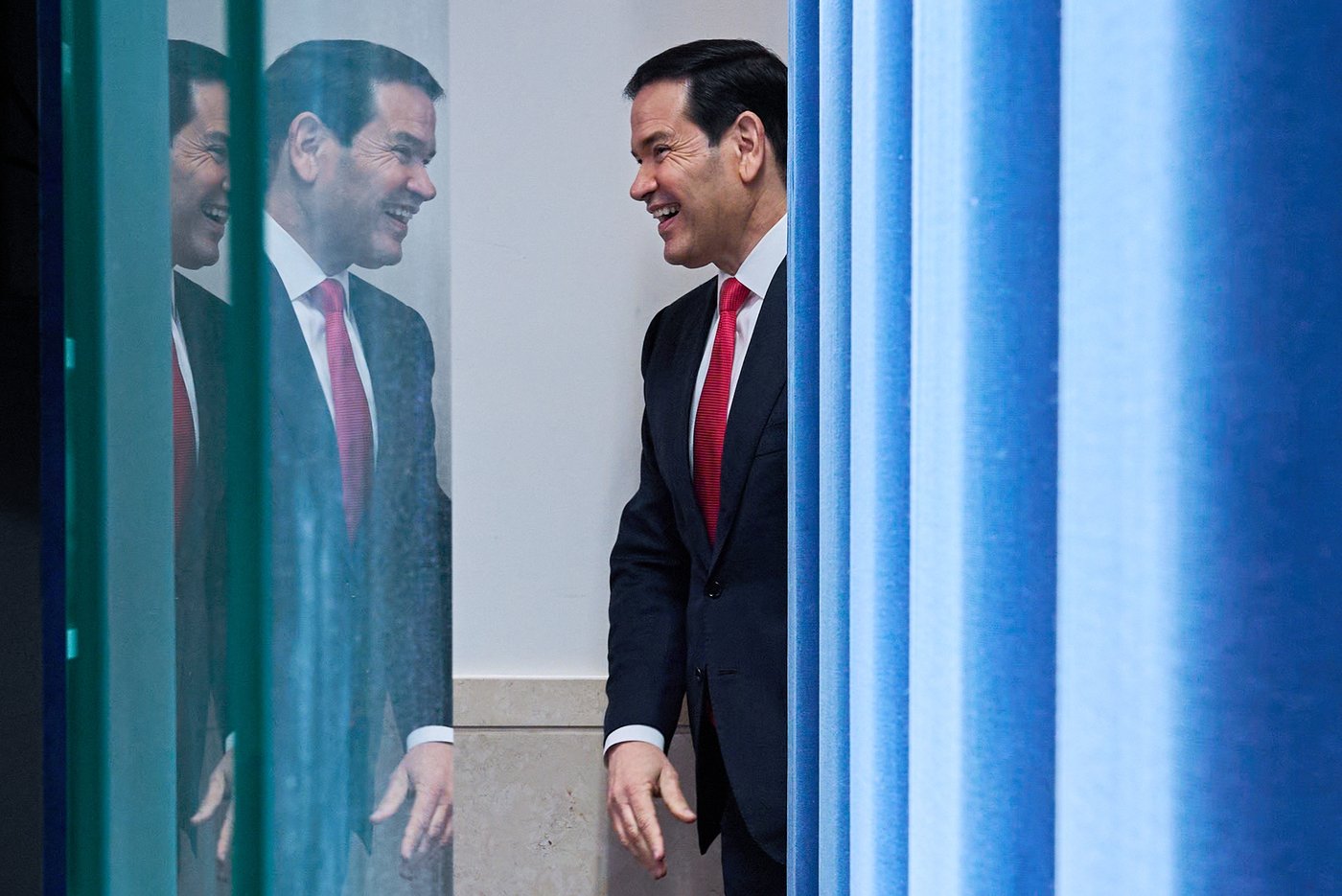 For Vance and Rubio, the road to 2028 takes a turn through the White House briefing room | iNFOnews.ca