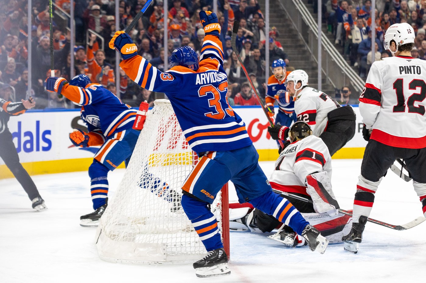 Arvidsson nets two points, Oilers beat Senators 3-1 to snap visitors' win streak | iNFOnews.ca