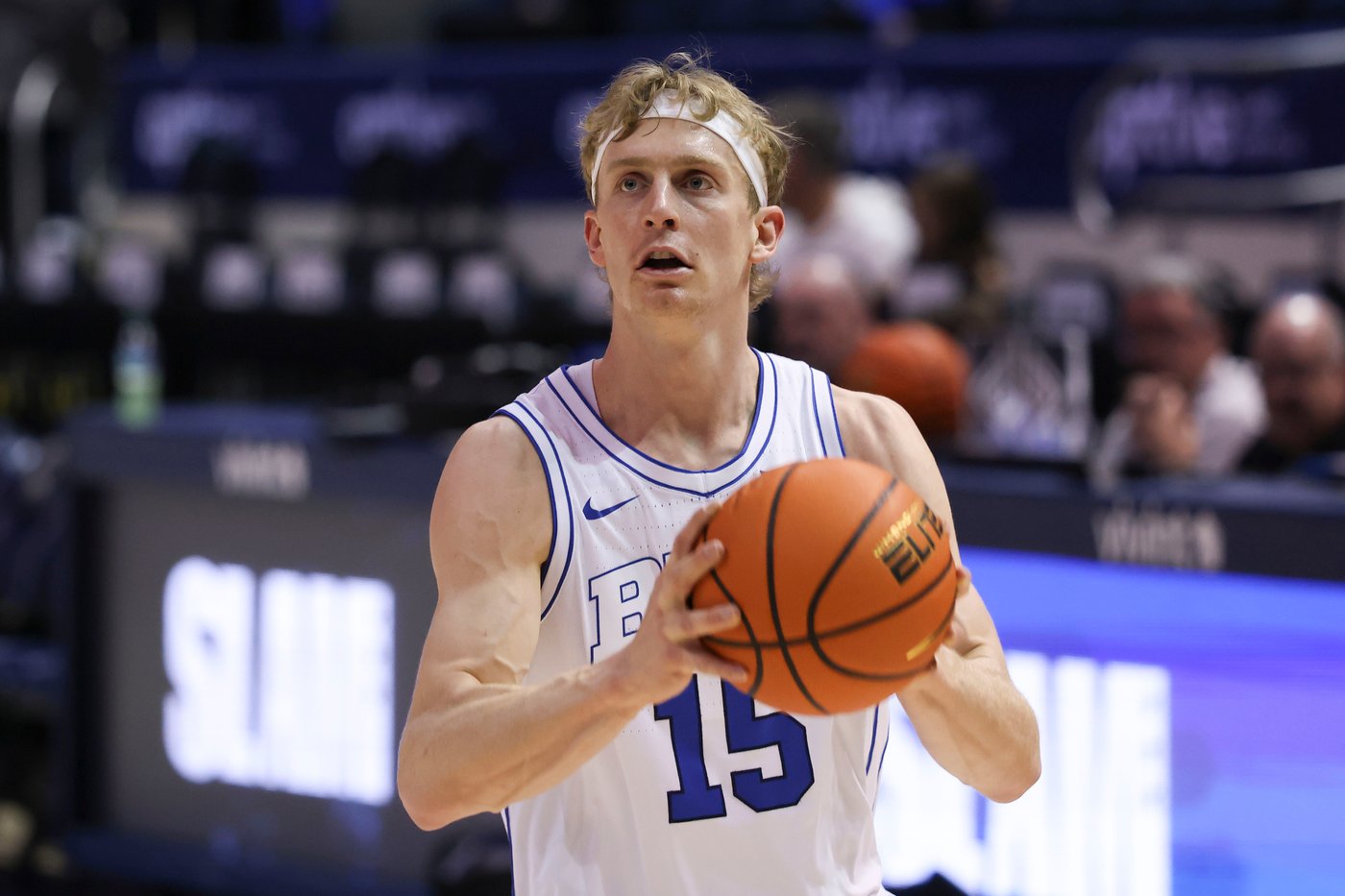 BYU guard Saunders leaves game versus Colorado in 1st minute with lower leg injury | iNFOnews.ca BYU guard Saunders leaves game versus Colorado in 1st minute with lower leg injury | iNFOnews.ca