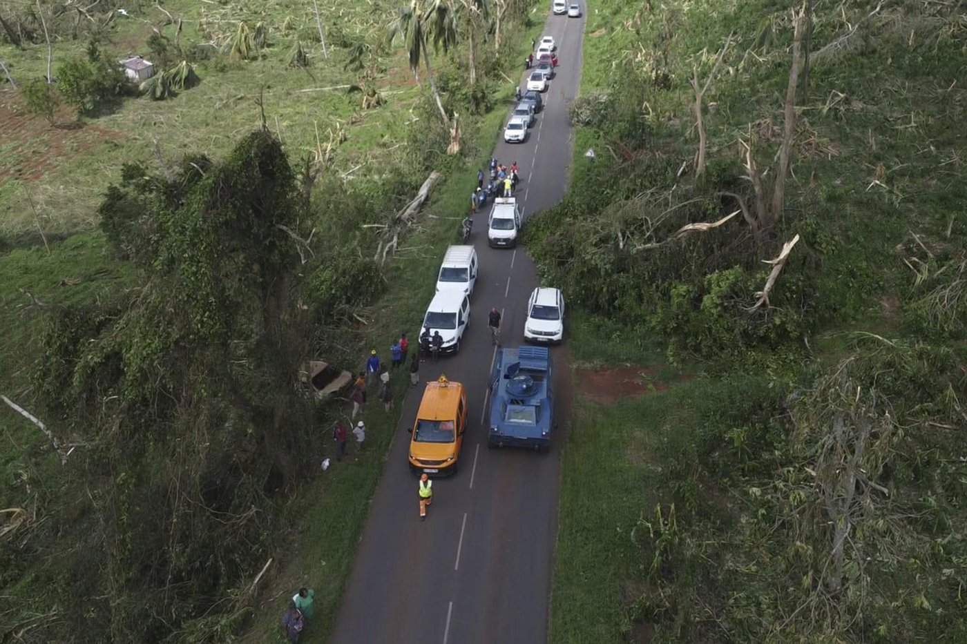 France rushes aid to Mayotte after Cyclone Chido leaves hundreds feared dead | iNFOnews.ca France rushes aid to Mayotte after Cyclone Chido leaves hundreds feared dead | iNFOnews.ca