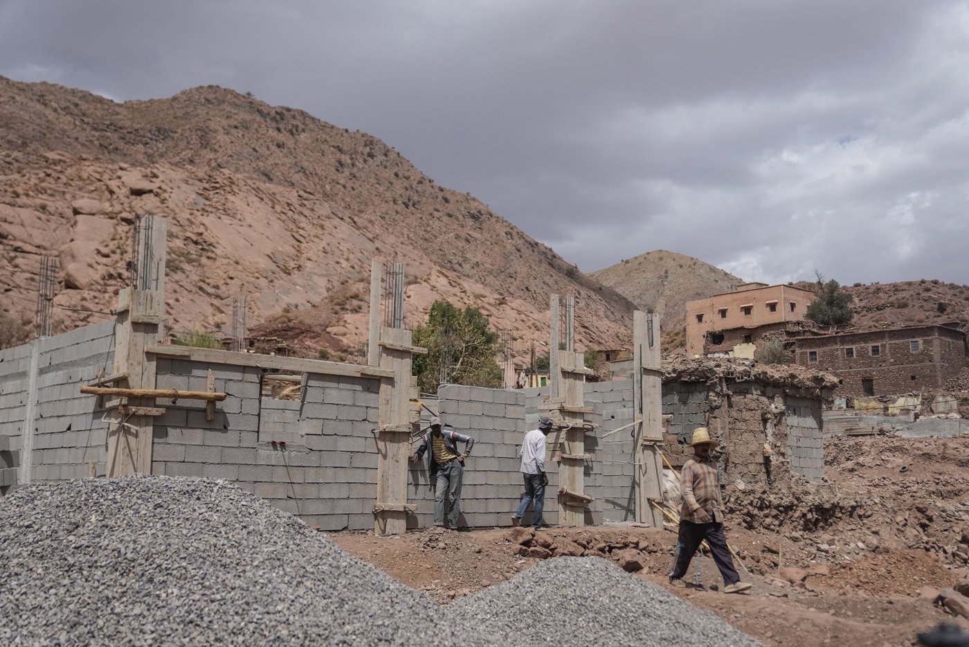 Brick by brick, Morocco rebuilds 12th-century mosque destroyed by 2023 earthquake | iNFOnews.ca