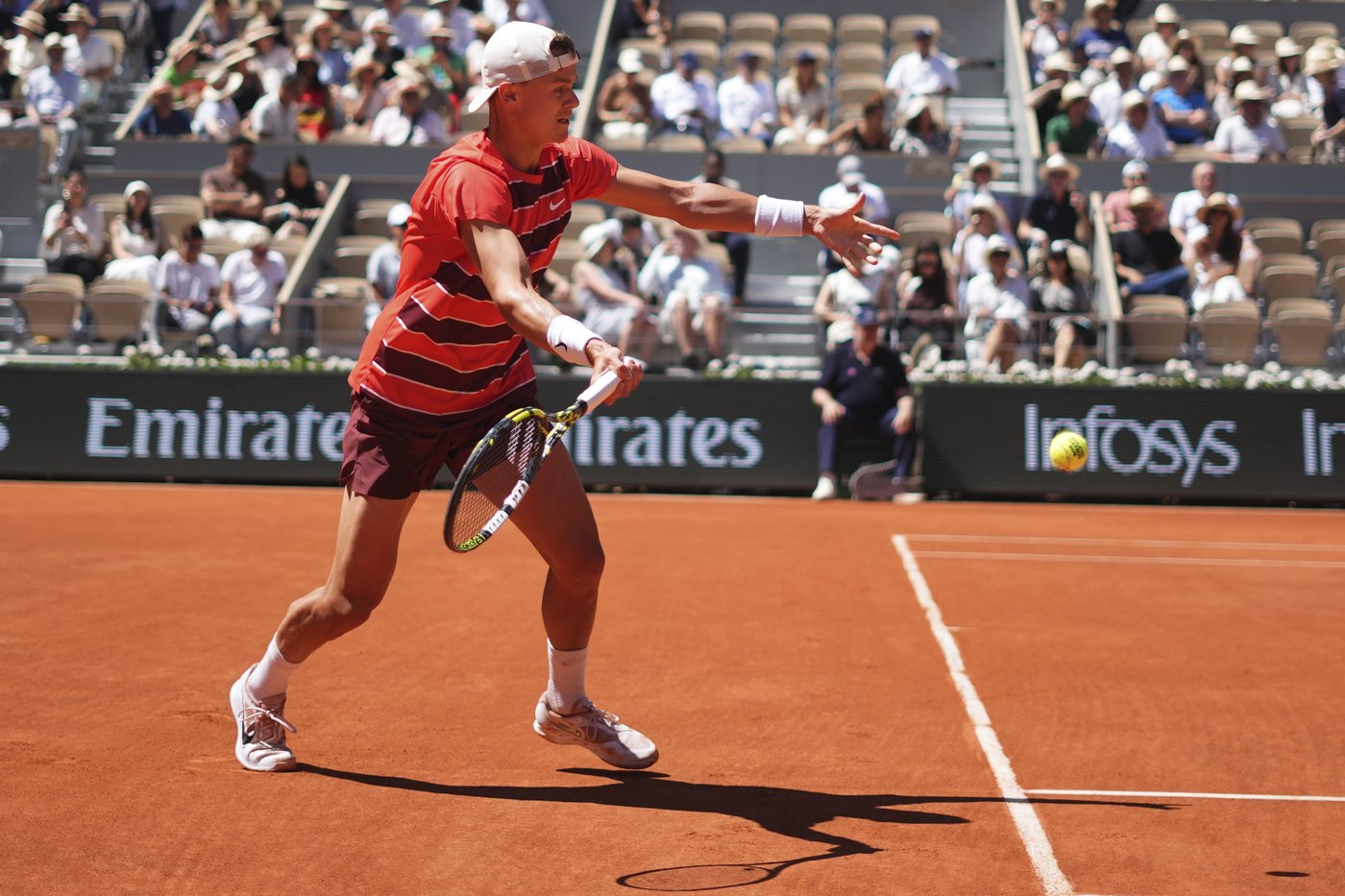 Tennis players wake up early or stay up late and it can be anyone's guess what time matches start | iNFOnews.ca Tennis players wake up early or stay up late and it can be anyone's guess what time matches start | iNFOnews.ca