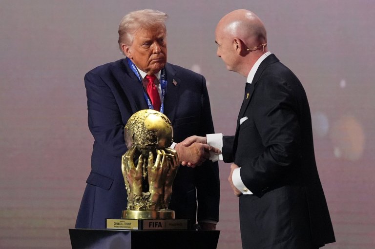 FIFA gives President Donald Trump a peace prize in a departure from its traditional focus on sport | iNFOnews.ca