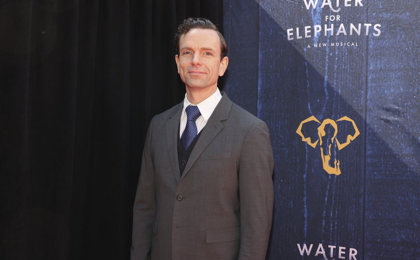 Canadian Paul Alexander Nolan sinks teeth into Broadway's 'The Lost Boys' musical | iNFOnews.ca