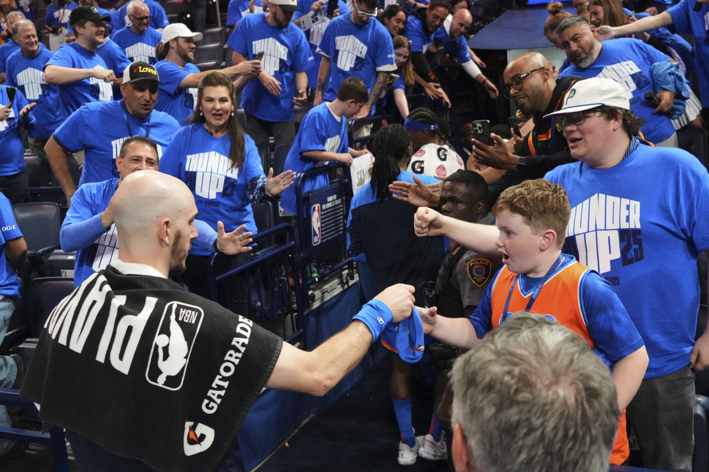 Thunder guard Alex Caruso is getting a 2nd NBA Finals chance, this time with fans | iNFOnews.ca