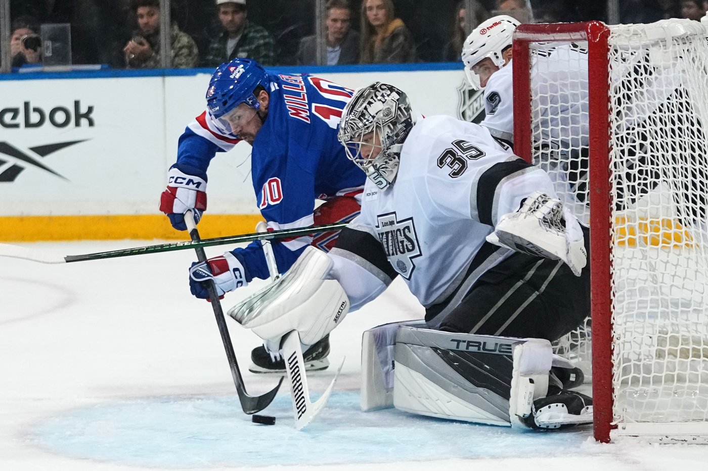Kings continue hot Eastern Conference trip with 6-3 win over Rangers | iNFOnews.ca Kings continue hot Eastern Conference trip with 6-3 win over Rangers | iNFOnews.ca