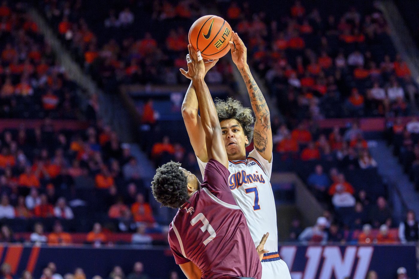Jakucionis scores 21, Ivisic has double-double as Illinois beats Little Rock 92-34 | iNFOnews.ca
