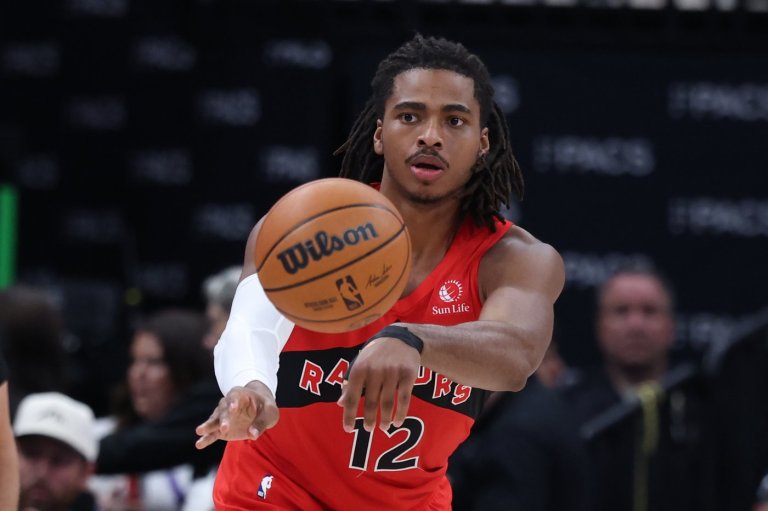Raptors exercise options on Murray-Boyles and Walter through 2027-28 | iNFOnews.ca