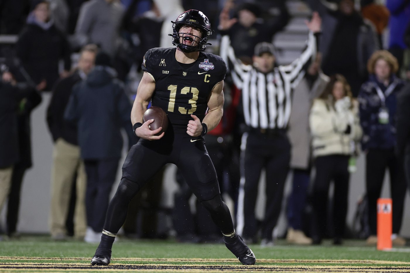 Army-Navy has added buzz this year after both teams spent time in the Top 25 | iNFOnews.ca Army-Navy has added buzz this year after both teams spent time in the Top 25 | iNFOnews.ca