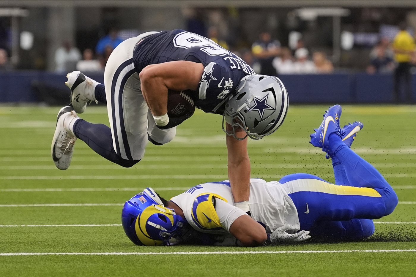 Stetson Bennett throws 2 TD passes, looks sharp in Rams' 31-21 preseason victory over Cowboys | iNFOnews.ca