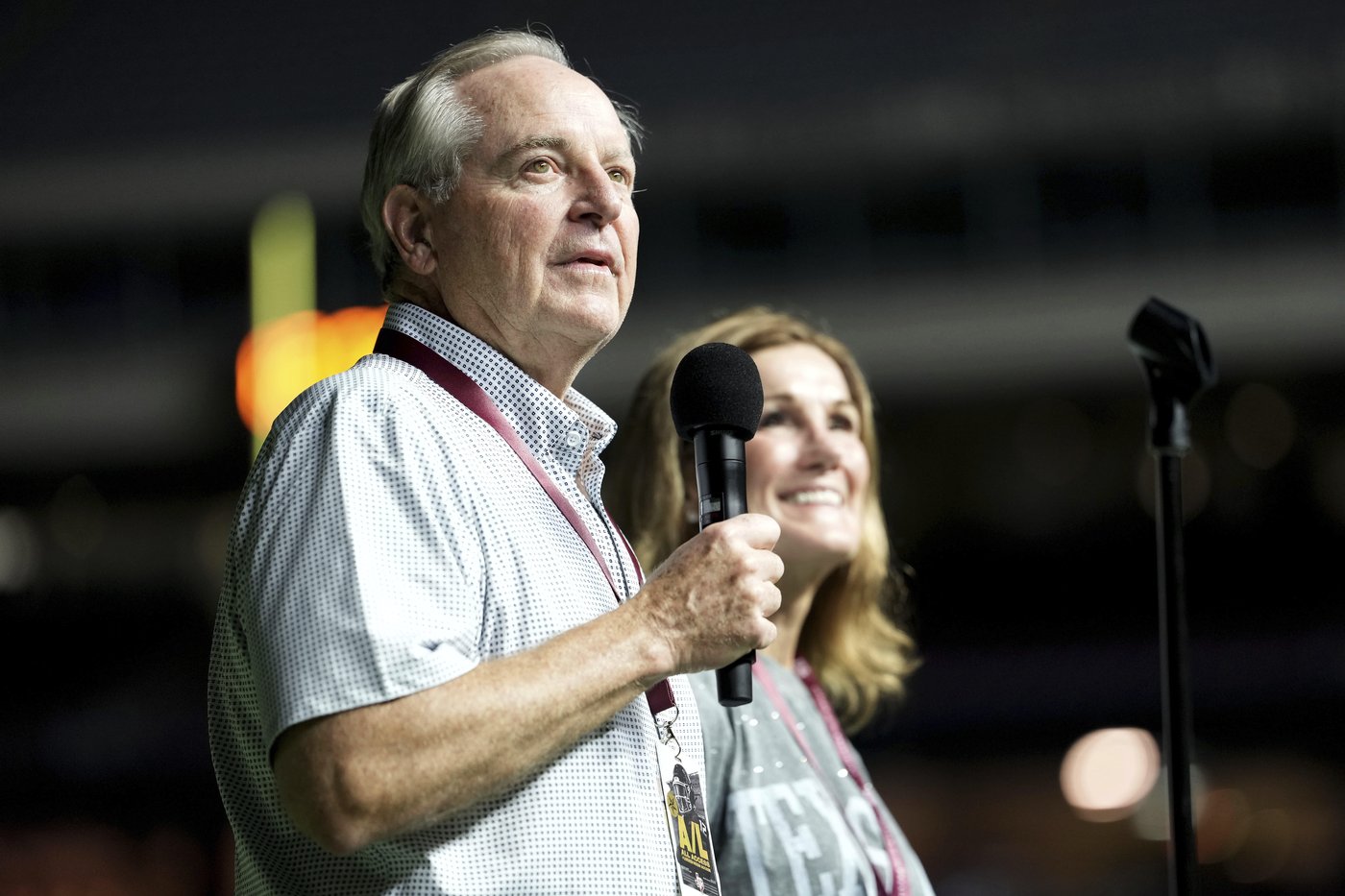 Texas A&M president is stepping down after upheaval over classroom video | iNFOnews.ca Texas A&M president is stepping down after upheaval over classroom video | iNFOnews.ca