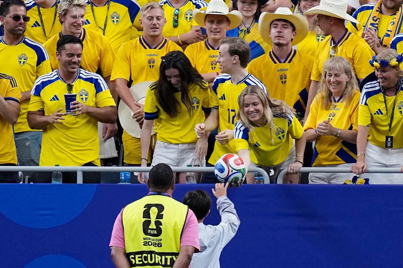 Why World Cup game balls always make their way back onto the pitch during matches | iNFOnews.ca