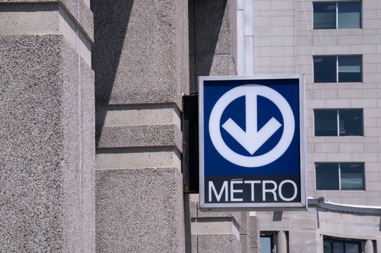 Quebec coroners call for metro platform screen doors in Montreal to prevent suicides | iNFOnews.ca