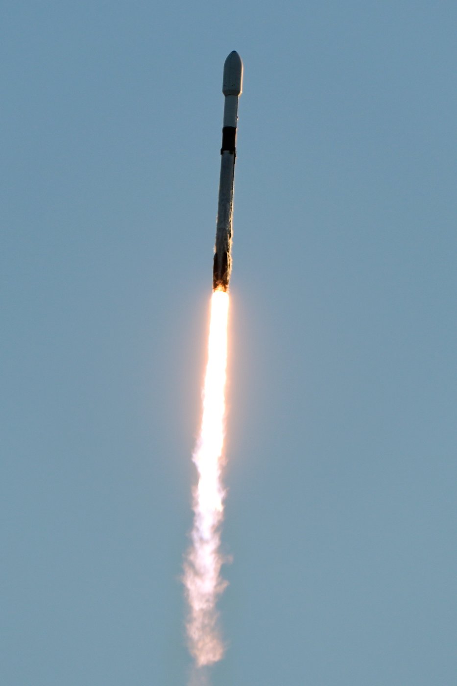 A trio of space weather satellites blast off together to study the sun's violent side | iNFOnews.ca A trio of space weather satellites blast off together to study the sun's violent side | iNFOnews.ca