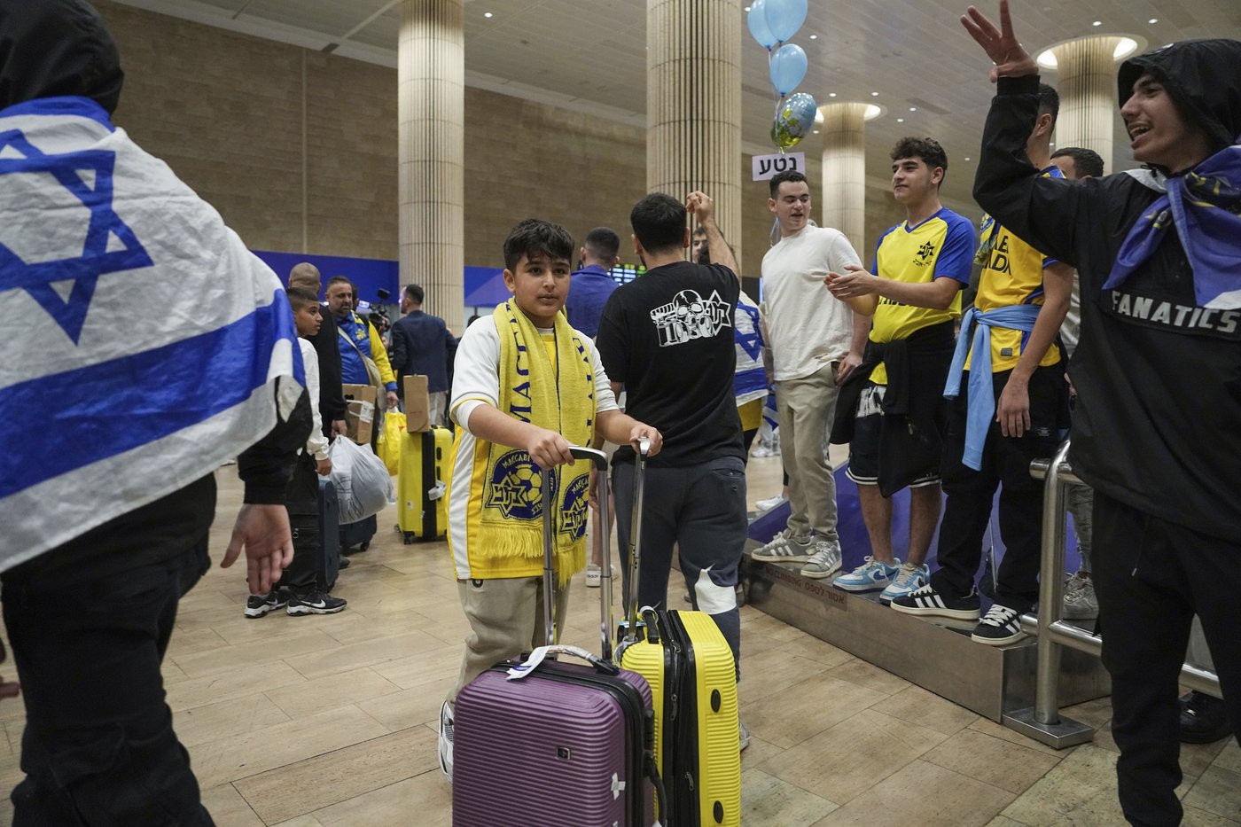 Amsterdam police detain pro-Palestinian protesters at banned demonstration | iNFOnews.ca