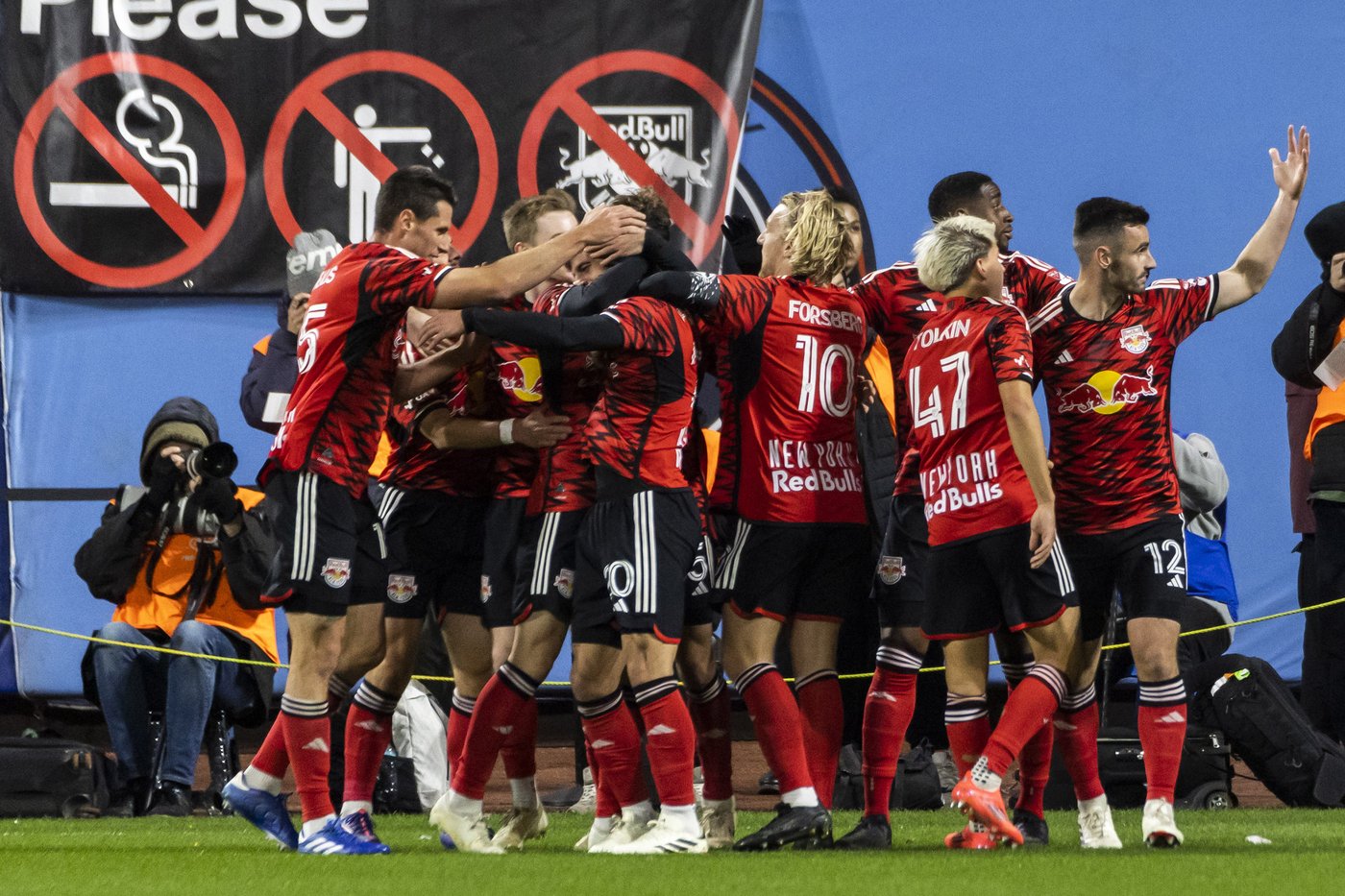 Red Bulls advance to Eastern Conference final after posting 2-0 victory over New York City FC | iNFOnews.ca