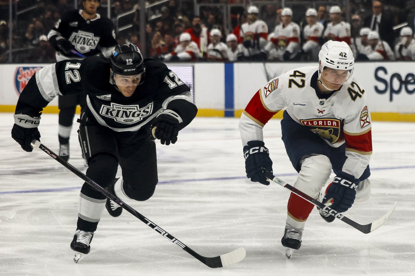 Helenius gets 1st career goal, Kempe scores for 4th straight as Kings rally to beat Panthers 2-1 | iNFOnews.ca Helenius gets 1st career goal, Kempe scores for 4th straight as Kings rally to beat Panthers 2-1 | iNFOnews.ca