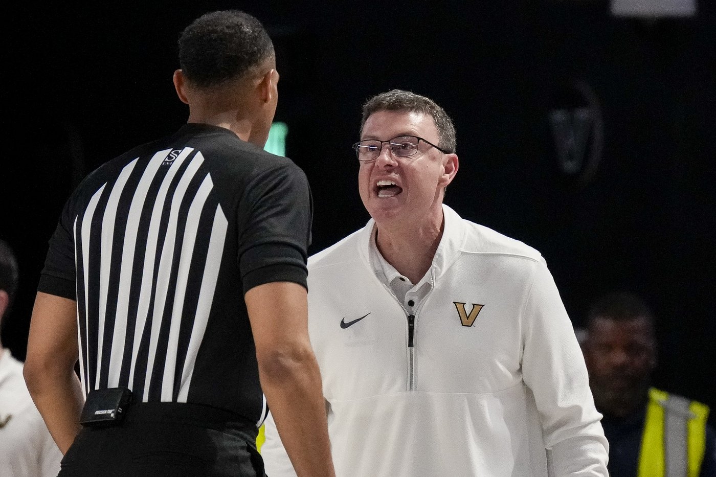 Top-ranked Auburn snaps back with an 80-68 win over Vanderbilt | iNFOnews.ca