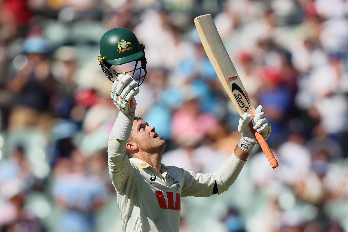 Carey's hometown century and Khawaja's 82 help Australia reach 326-8 on Day 1 of 3rd Ashes test | iNFOnews.ca Carey's hometown century and Khawaja's 82 help Australia reach 326-8 on Day 1 of 3rd Ashes test | iNFOnews.ca