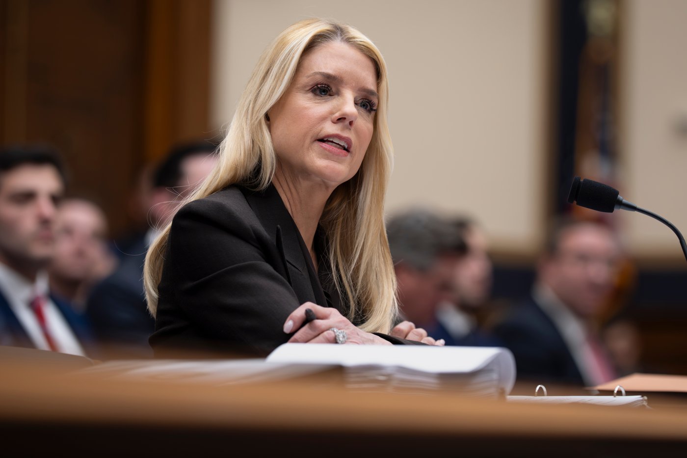 House committee votes to subpoena Attorney General Bondi to answer questions over the Epstein files | iNFOnews.ca House committee votes to subpoena Attorney General Bondi to answer questions over the Epstein files | iNFOnews.ca