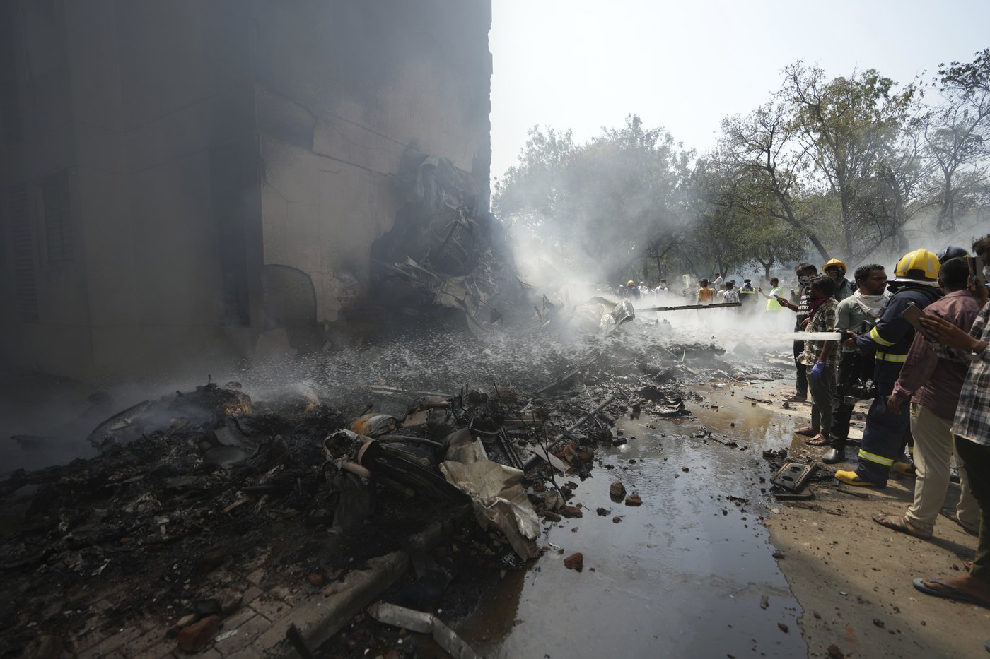 PHOTO COLLECTION: India Plane Crash | iNFOnews.ca PHOTO COLLECTION: India Plane Crash | iNFOnews.ca