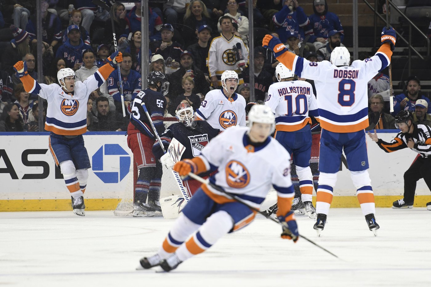 Artemi Panarin scores twice as the Rangers beat the Islanders 5-2 | iNFOnews.ca Artemi Panarin scores twice as the Rangers beat the Islanders 5-2 | iNFOnews.ca