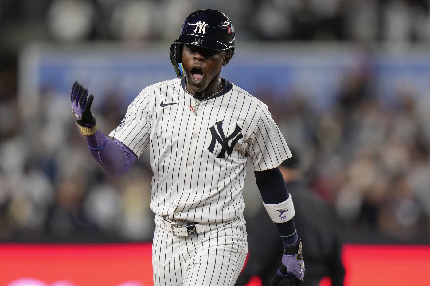 Royals face the Yankees in Game 3 of the ALDS, their first home playoff game since 2015 World Series | iNFOnews.ca