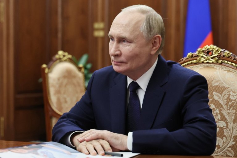 Lawmakers move to extend Russia's compulsory military draft to a year-round process | iNFOnews.ca Lawmakers move to extend Russia's compulsory military draft to a year-round process | iNFOnews.ca