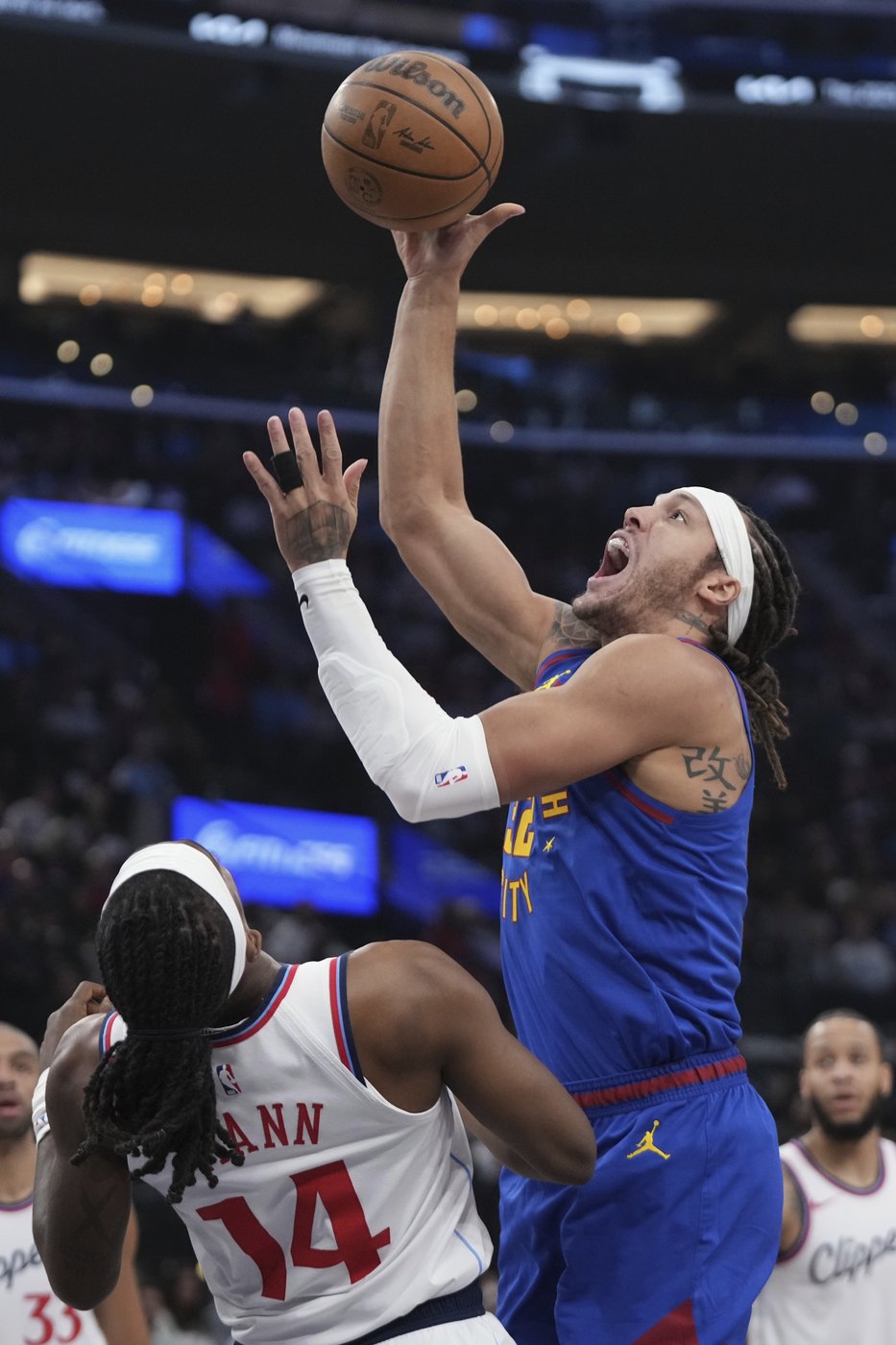 Harden scores 37 and Clippers overcome Jokic's triple-double to beat Nuggets 126-122 | iNFOnews.ca Harden scores 37 and Clippers overcome Jokic's triple-double to beat Nuggets 126-122 | iNFOnews.ca