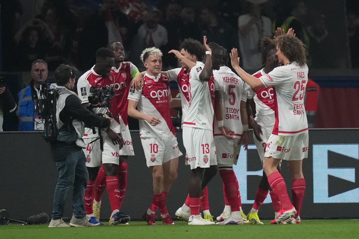 PSG drops points in title race after 3-1 home loss to Monaco, opening door for Lens to close gap | iNFOnews.ca PSG drops points in title race after 3-1 home loss to Monaco, opening door for Lens to close gap | iNFOnews.ca