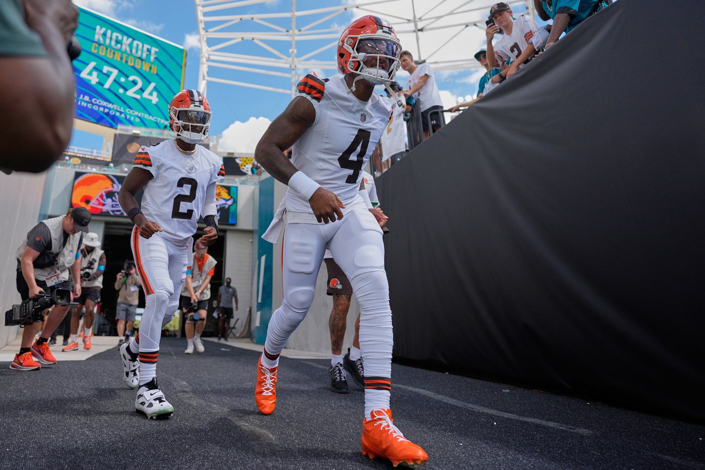 Deshaun Watson not worried about job security, focused on better start for Browns after rough opener | iNFOnews.ca