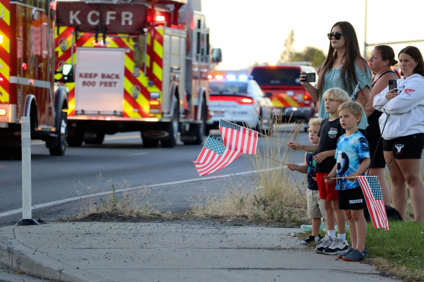 Man shot Idaho firefighters who had asked him to move his vehicle, killing 2, sheriff says | iNFOnews.ca Man shot Idaho firefighters who had asked him to move his vehicle, killing 2, sheriff says | iNFOnews.ca