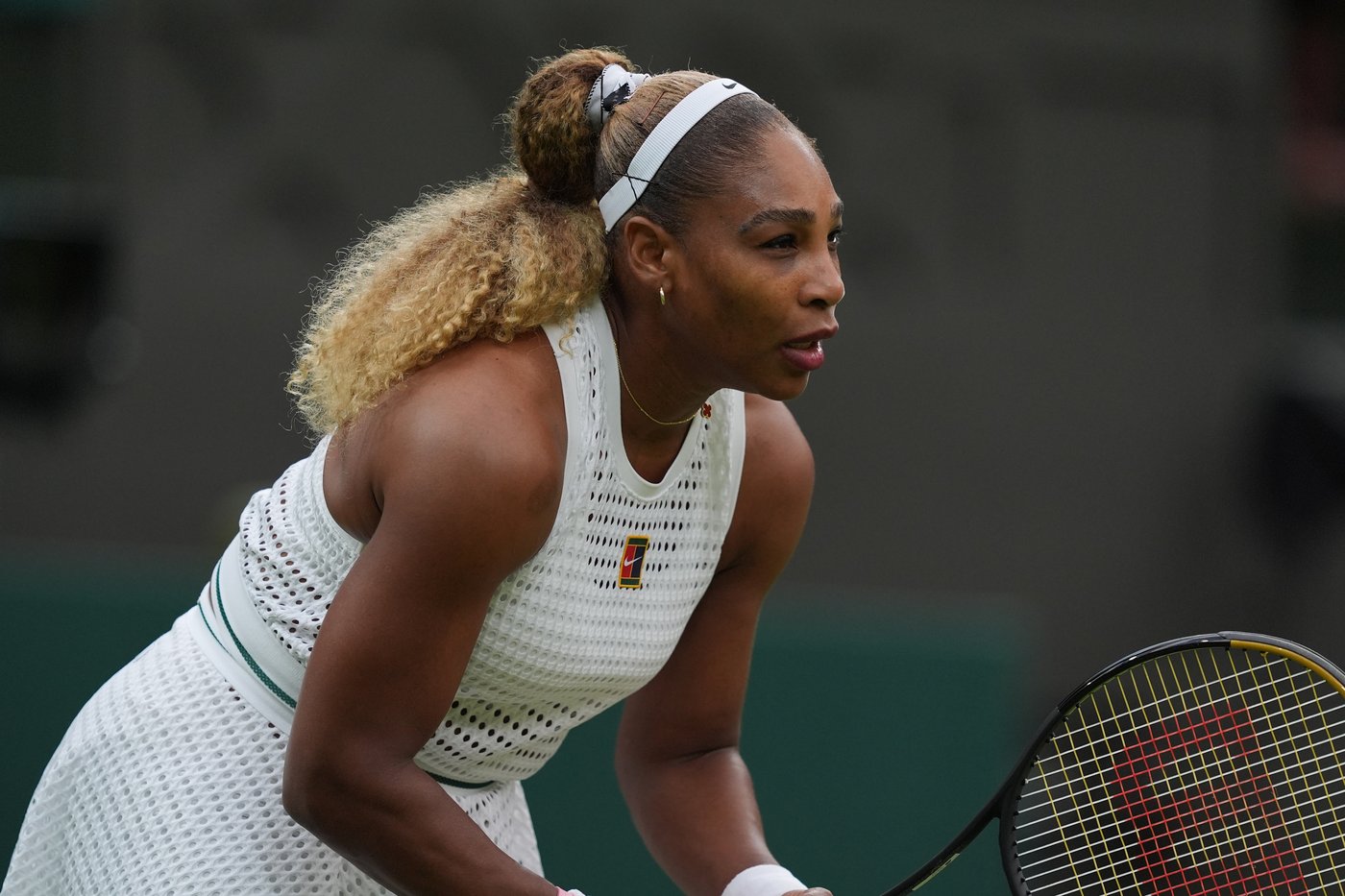 Serena Williams' coach tells AP nerves and a closed roof were factors in Wimbledon loss | iNFOnews.ca Serena Williams' coach tells AP nerves and a closed roof were factors in Wimbledon loss | iNFOnews.ca