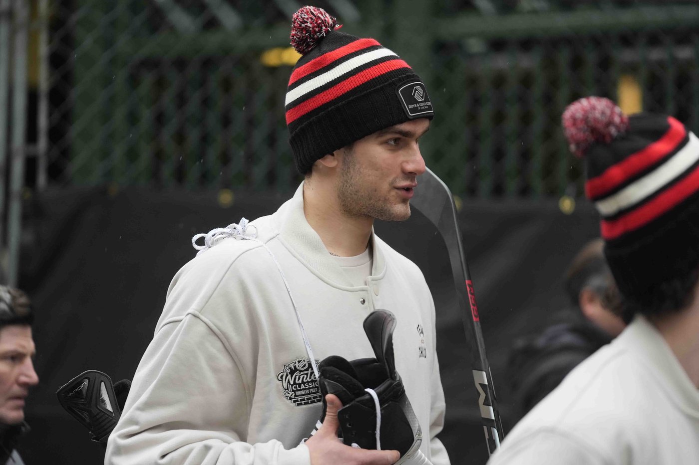 Bedard and the Blackhawks ride the L to Wrigley Field for Winter Classic | iNFOnews.ca Bedard and the Blackhawks ride the L to Wrigley Field for Winter Classic | iNFOnews.ca
