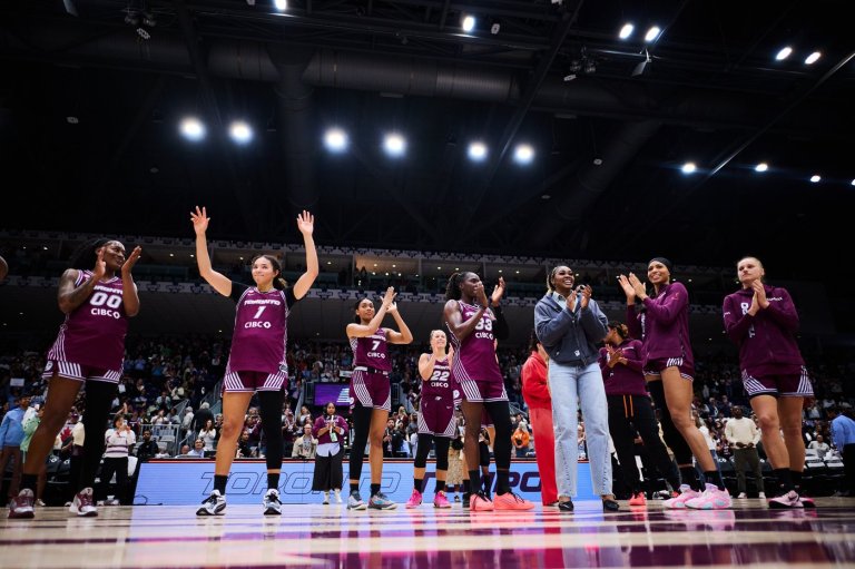 Blowout loss in home finale doesn't dampen the spirit of the Toronto Tempo faithful | iNFOnews.ca