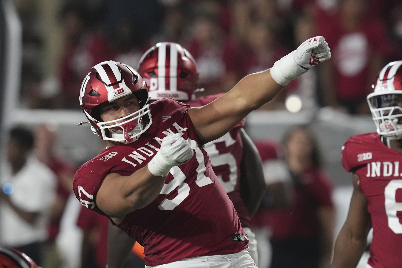 Impressive 63-10 rout over Illinois helps Indiana climb to No. 11, but will it silence the doubters? | iNFOnews.ca Impressive 63-10 rout over Illinois helps Indiana climb to No. 11, but will it silence the doubters? | iNFOnews.ca