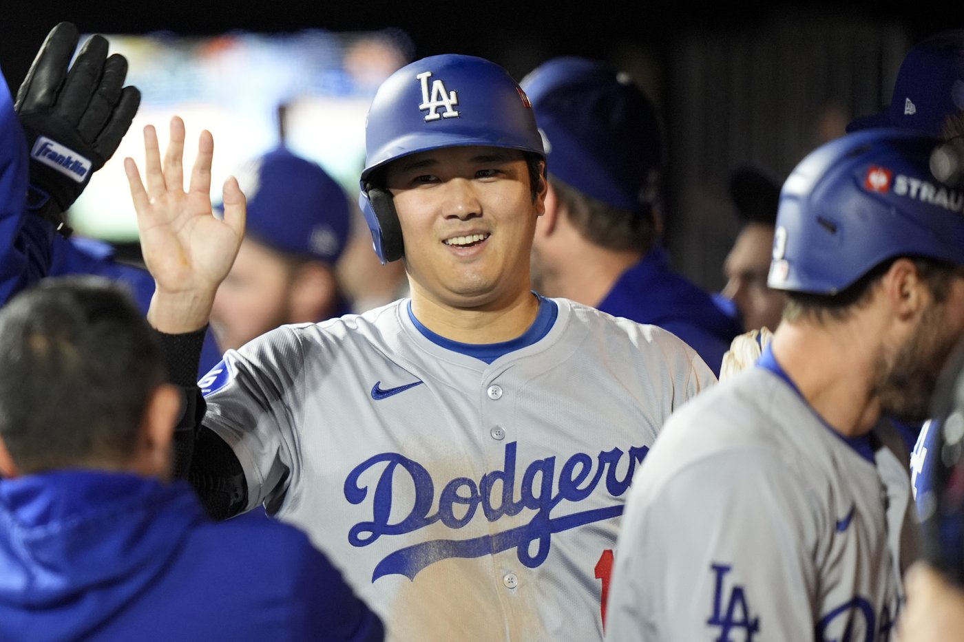 Shohei Ohtani homers to lead off NLCS Game 4 for Dodgers against Mets | iNFOnews.ca Shohei Ohtani homers to lead off NLCS Game 4 for Dodgers against Mets | iNFOnews.ca