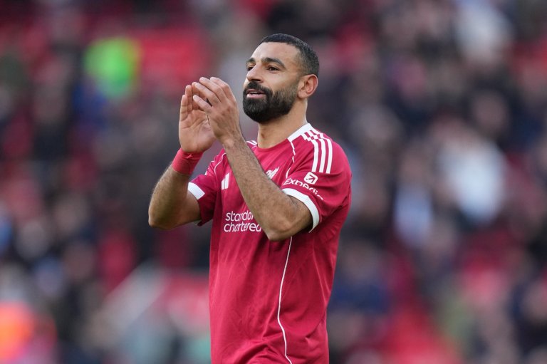 Liverpool thrashes West Ham but Salah's Premier League goal drought up to 10 games | iNFOnews.ca