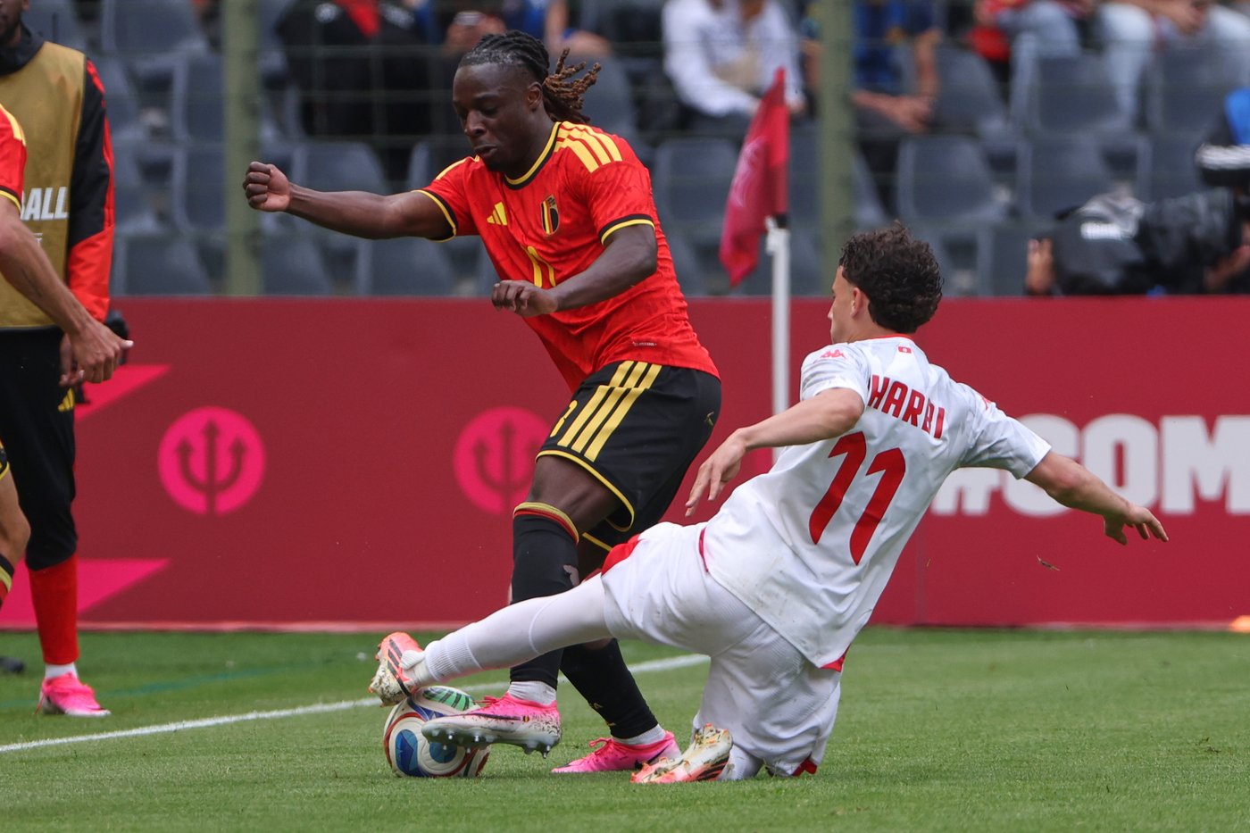 Belgium winger Jérémy Doku could miss World Cup knockout matches as wife awaits birth of 1st child | iNFOnews.ca Belgium winger Jérémy Doku could miss World Cup knockout matches as wife awaits birth of 1st child | iNFOnews.ca