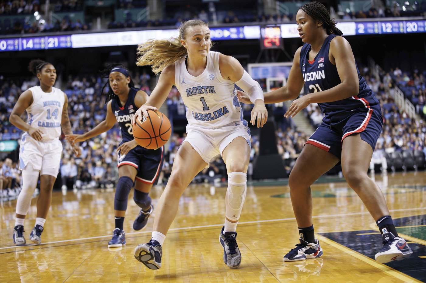 Bueckers scores 29, Auriemma ties Division I coaching record as No. 2 UConn beats No. 14 UNC 69-58 | iNFOnews.ca Bueckers scores 29, Auriemma ties Division I coaching record as No. 2 UConn beats No. 14 UNC 69-58 | iNFOnews.ca