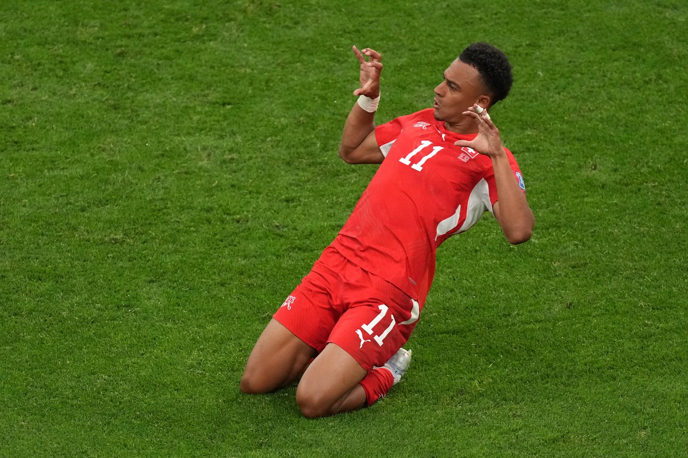 Ronaldo, Portugal reach round of 16 at World Cup with Spain, Switzerland, other highlights in photos | iNFOnews.ca