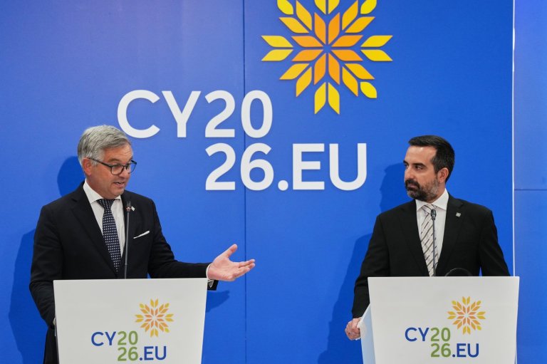 Migrant rights will be safeguarded at third-country return hubs, EU migration commissioner says | iNFOnews.ca