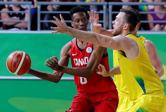 Canada men lose big to Australia but savour Commonwealth Games basketball silver | iNFOnews.ca CP72996113
