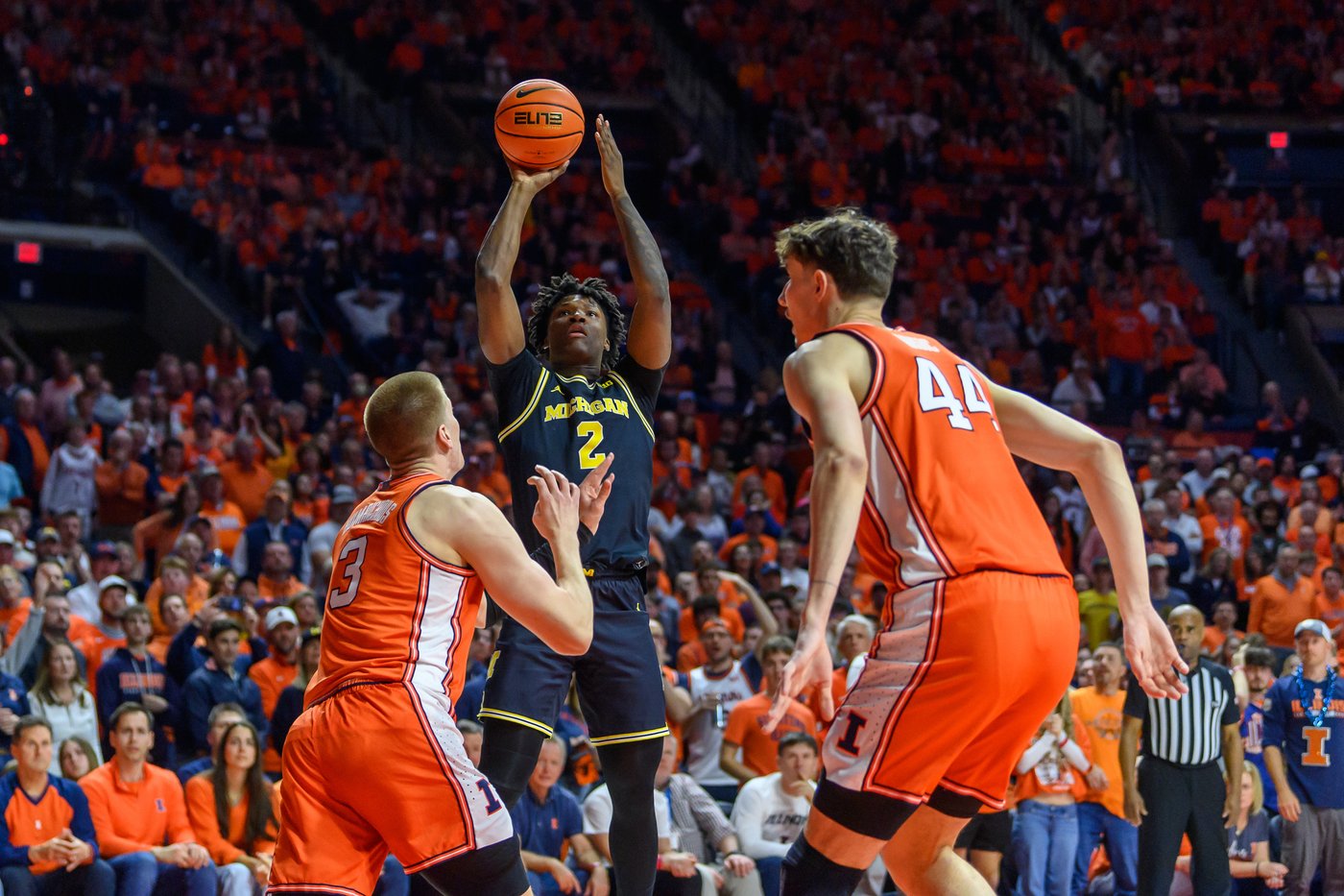 No. 3 Michigan claims Big Ten regular-season title with an 84-70 win over No. 10 Illinois | iNFOnews.ca No. 3 Michigan claims Big Ten regular-season title with an 84-70 win over No. 10 Illinois | iNFOnews.ca