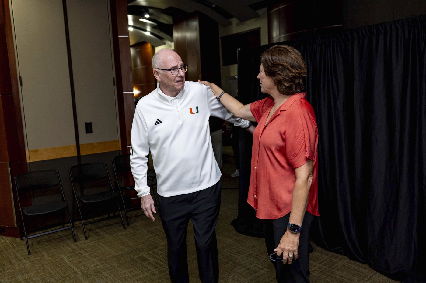 Mario Cristobal, on now-retired Miami men's basketball coach Jim Larrañaga: 'He is iconic' | iNFOnews.ca