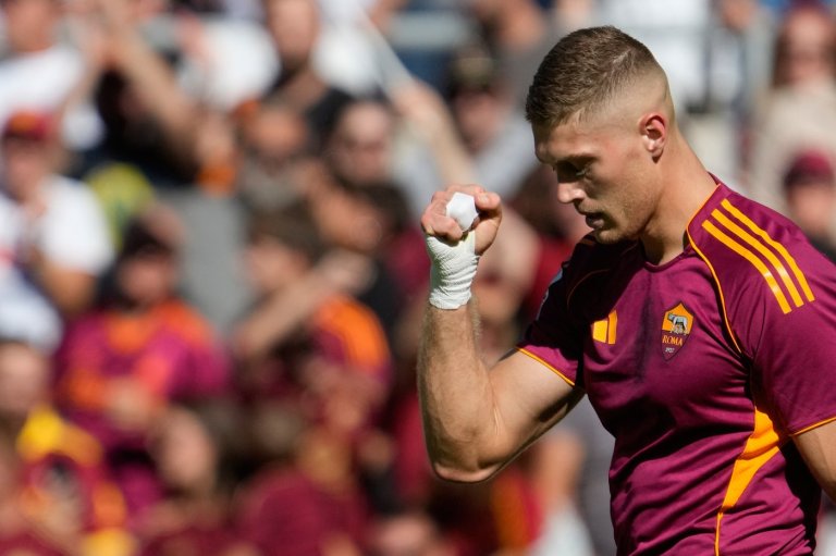 Roma beats Verona to move 2nd in Serie A ahead of Napoli's mouthwatering match at Milan | iNFOnews.ca