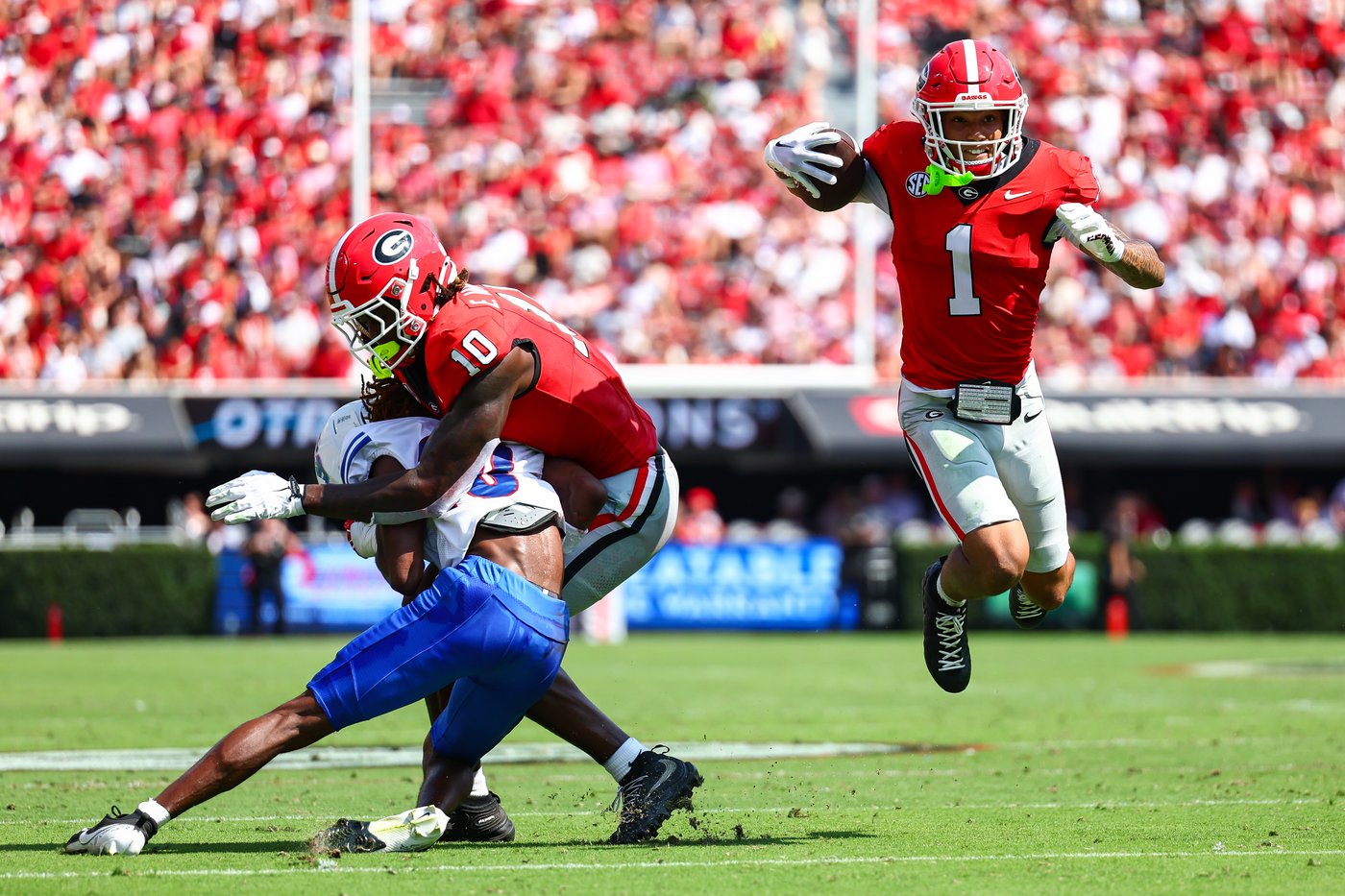 No. 2 Georgia faces pleasant dilemma of finding room for its deep and talented group of tight ends | iNFOnews.ca
